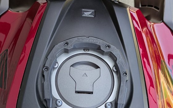 Gebrauchtmotorrad Honda CB125R - Bild 5