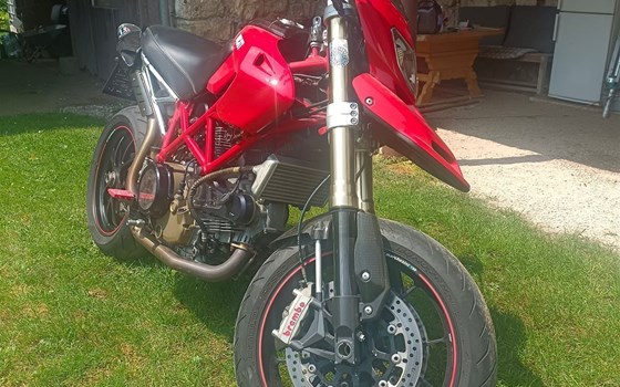 Gebrauchtmotorrad Ducati Hypermotard 1100 S - Bild 10 Gebrauchtmotorrad Ducati Hypermotard 1100 S - Bild 10