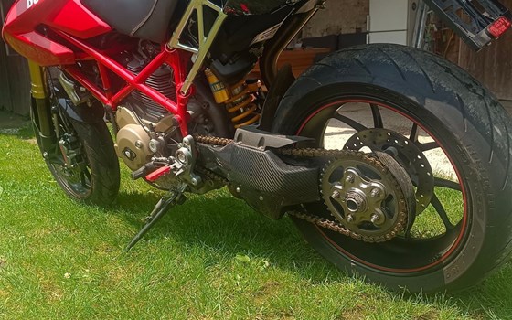 Gebrauchtmotorrad Ducati Hypermotard 1100 S - Bild 4 Gebrauchtmotorrad Ducati Hypermotard 1100 S - Bild 4