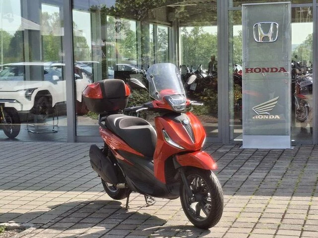Offer Piaggio Beverly 400 S Bild 1: Offer Piaggio Beverly 400 S