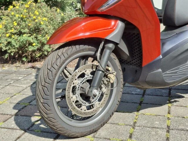 Offer Piaggio Beverly 400 S Bild 5: Offer Piaggio Beverly 400 S