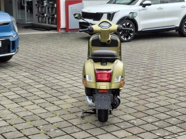 Offer Vespa GTS 125 i.e. Super Sport Bild 2: Offer Vespa GTS 125 i.e. Super Sport
