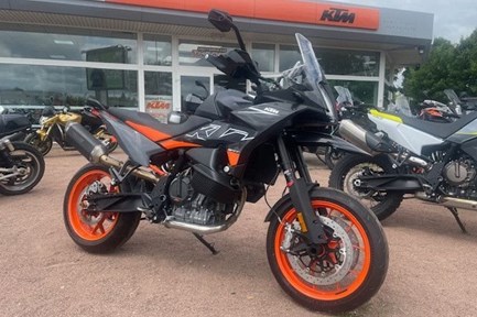 KTM 890 SMT
