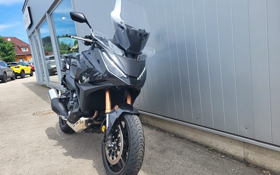 Gebrauchtmotorrad Honda NT1100 DCT Electronic Suspension - Bild 3 Gebrauchtmotorrad Honda NT1100 DCT Electronic Suspension - Bild 3