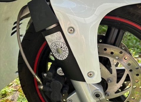 Gebrauchtmotorrad Derbi Rambla 300 i.e. - Bild 4 Gebrauchtmotorrad Derbi Rambla 300 i.e. - Bild 4