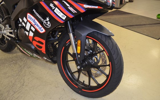 Neufahrzeug Aprilia RS 125 Replica - Bild 16