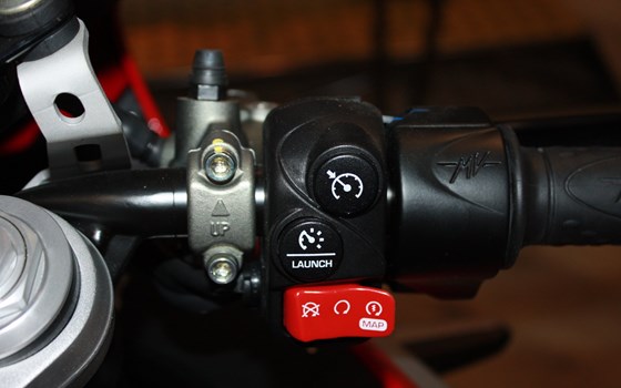 Neufahrzeug MV Agusta Superveloce 800 - Bild 6