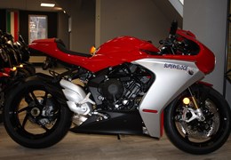 Neumotorrad MV Agusta Superveloce 800