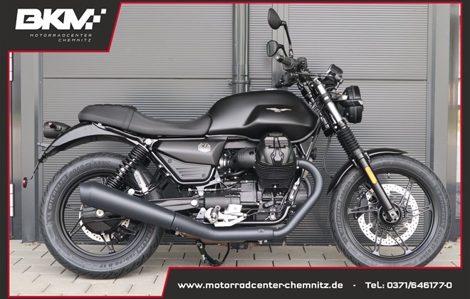 Moto Guzzi V7 Stone