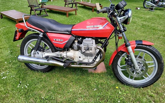 Gebrauchtmotorrad Moto Guzzi V 65 - Bild 1