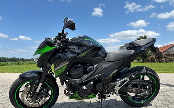 Gebrauchtmotorrad Kawasaki Z 800 - Bild 2 Gebrauchtmotorrad Kawasaki Z 800 - Bild 2