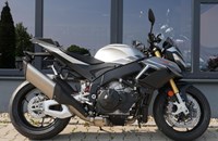 Top 5: Die schnellsten Nakedbikes für die Rennstrecke - Vorschaubild Top 5: Die schnellsten Nakedbikes für die Rennstrecke