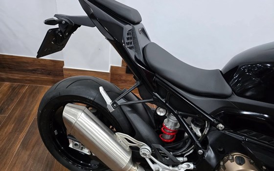 Gebrauchtmotorrad BMW S 1000 RR - Bild 10