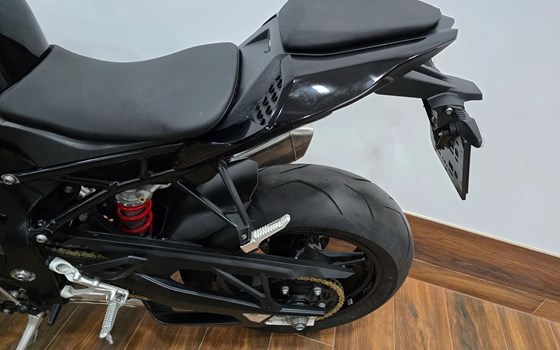 Gebrauchtmotorrad BMW S 1000 RR - Bild 5