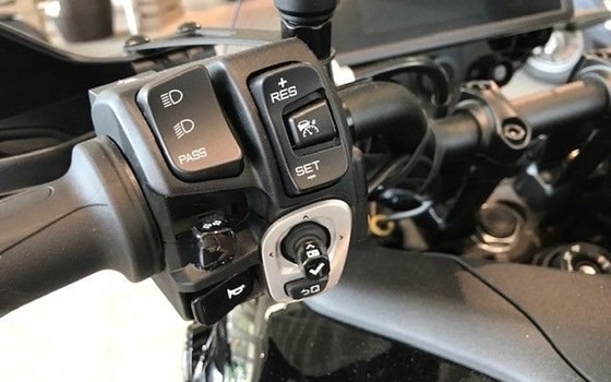 Gebrauchtmotorrad Yamaha Tracer 9 GT+ - Bild 9