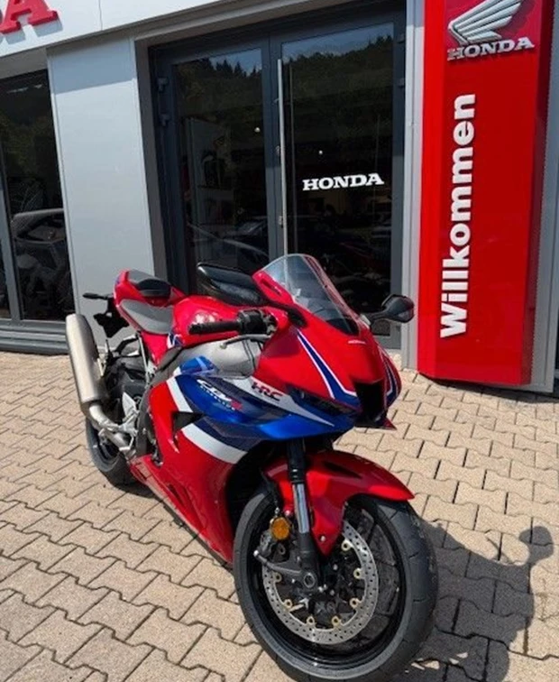 Honda CBR1000RR-R Fireblade