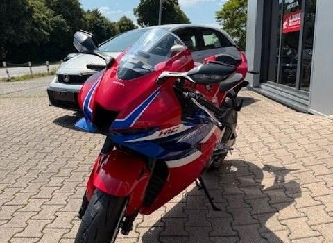Neufahrzeug Honda CBR1000RR-R Fireblade - Bild 6