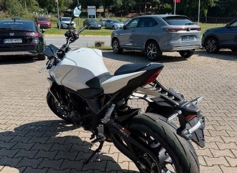 Neufahrzeug Honda CB1000 Hornet - Bild 11