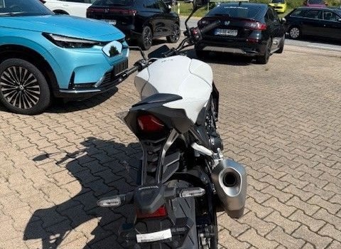 Neufahrzeug Honda CB1000 Hornet - Bild 13