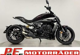 Neumotorrad Ducati XDiavel V4