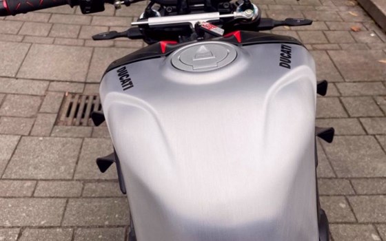 Gebrauchtmotorrad Ducati Streetfighter V4 SP2 - Bild 15