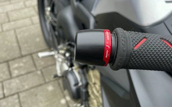 Gebrauchtmotorrad Ducati Streetfighter V4 SP2 - Bild 16