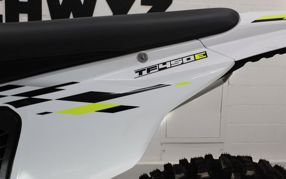 Neufahrzeug Triumph TF 450-E - Bild 6