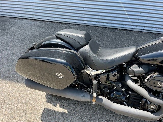 Harley-Davidson Softail Sport Glide FLSB (Vivid Black) - Bild 6