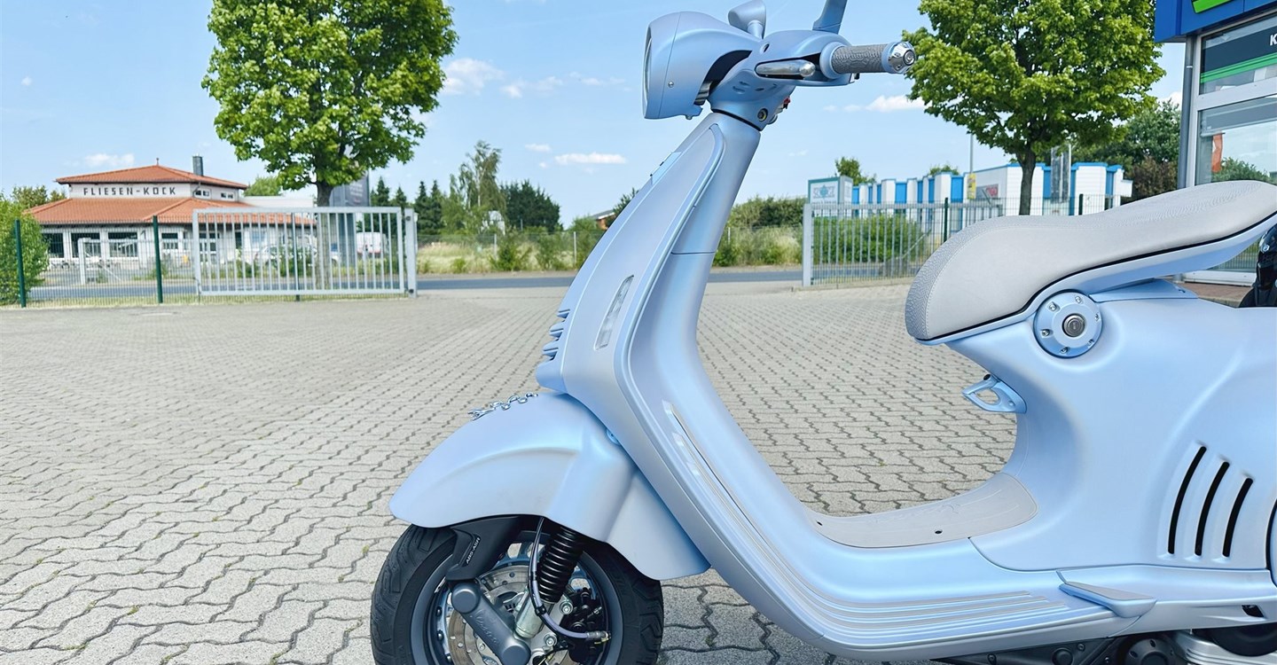 Angebot Vespa 946 Snake