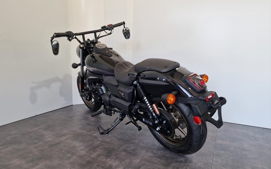 Neufahrzeug United Motors UM Renegade Freedom 125 - Bild 2 Neufahrzeug United Motors UM Renegade Freedom 125 - Bild 2