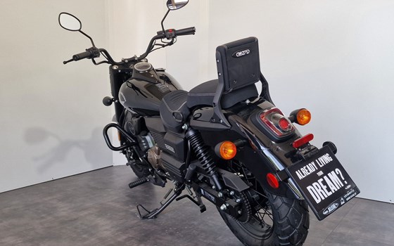 Neufahrzeug United Motors UM Renegade Commando 125 - Bild 2 Neufahrzeug United Motors UM Renegade Commando 125 - Bild 2