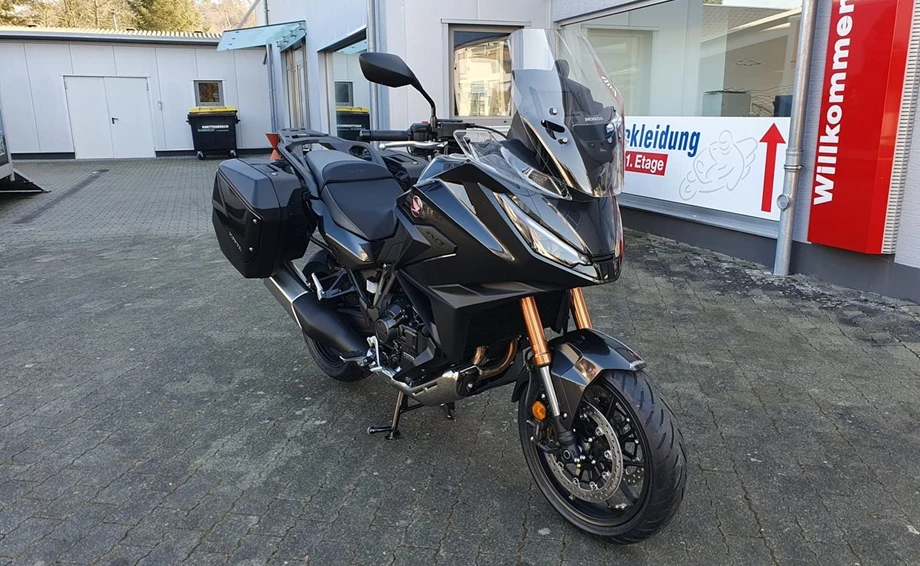 Offer Honda NT1100 DCT Electronic Suspension Bild 3: Offer Honda NT1100 DCT Electronic Suspension