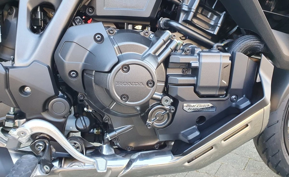 Angebot Honda NT1100 DCT Electronic Suspension Bild 9: Angebot Honda NT1100 DCT Electronic Suspension