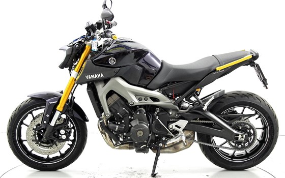 Motorrad Occasion Yamaha MT-09 - Bild 5