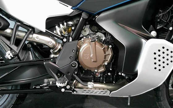 Neufahrzeug Husqvarna Norden 901 Expedition - Bild 8