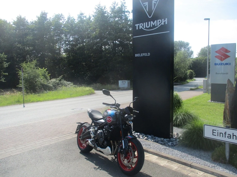 Angebot Triumph Trident 660 Triple Tribute Bild 1: Angebot Triumph Trident 660 Triple Tribute