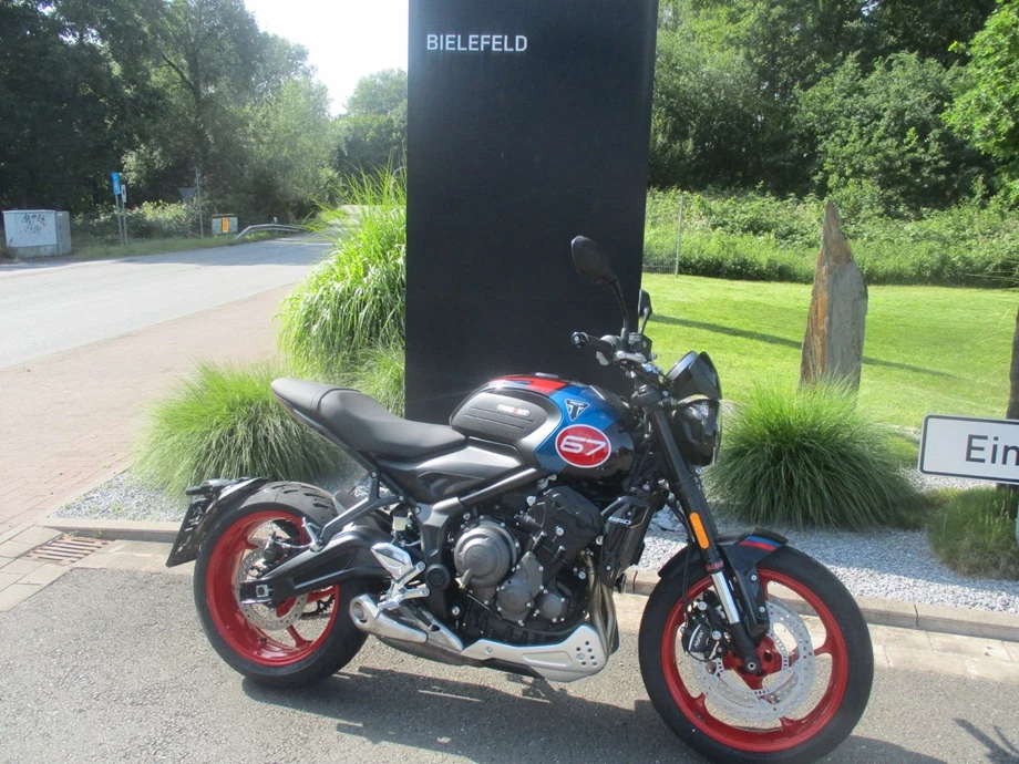 Angebot Triumph Trident 660 Triple Tribute Bild 2: Angebot Triumph Trident 660 Triple Tribute