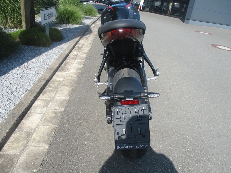 Angebot Triumph Trident 660 Triple Tribute Bild 8: Angebot Triumph Trident 660 Triple Tribute