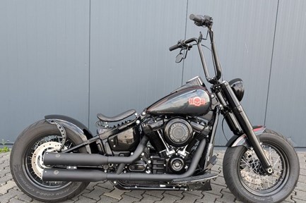 Harley-Davidson Softail Slim FLS
