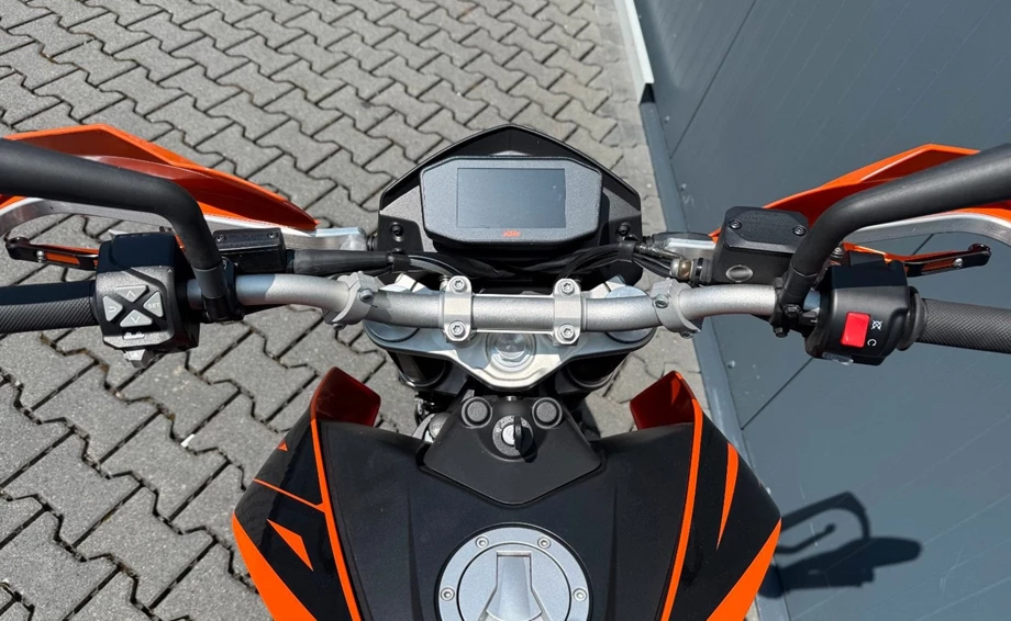 Angebot KTM 690 Duke Bild 4: Angebot KTM 690 Duke