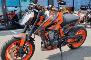 Angebot KTM 890 Duke R