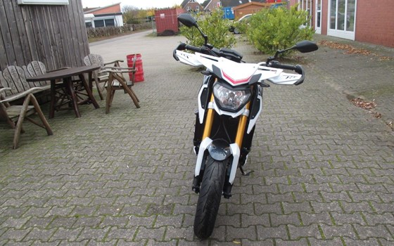 Gebrauchtmotorrad Yamaha MT-09 Street Rally - Bild 7