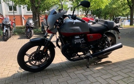 Gebrauchtmotorrad Moto Guzzi V7 Stone Corsa - Bild 3