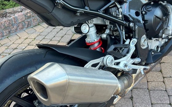 Gebrauchtmotorrad BMW S 1000 RR - Bild 5 Gebrauchtmotorrad BMW S 1000 RR - Bild 5