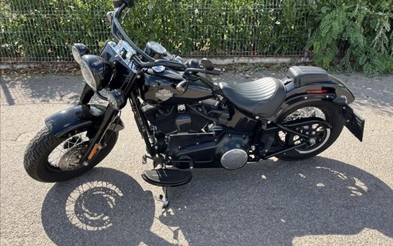 Gebrauchtmotorrad Harley-Davidson Softail Slim FLS - Bild 1
