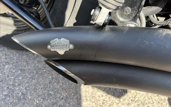 Gebrauchtmotorrad Harley-Davidson Softail Slim FLS - Bild 2