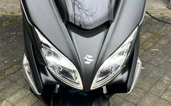 Gebrauchtmotorrad Suzuki Burgman 400 - Bild 14