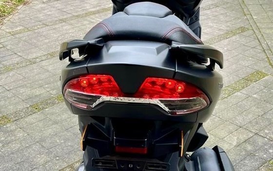 Gebrauchtmotorrad Suzuki Burgman 400 - Bild 5