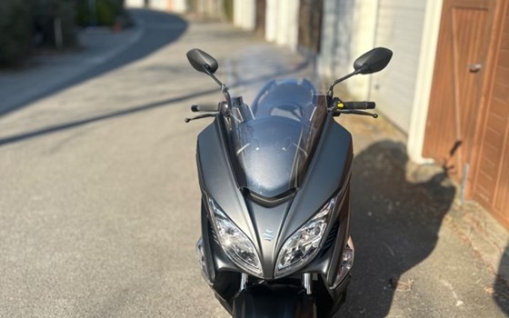 Gebrauchtmotorrad Suzuki Burgman 400 - Bild 7