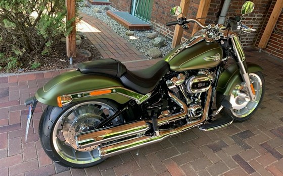 Gebrauchtmotorrad Harley-Davidson Softail Fat Boy 114 FLFBS - Bild 2